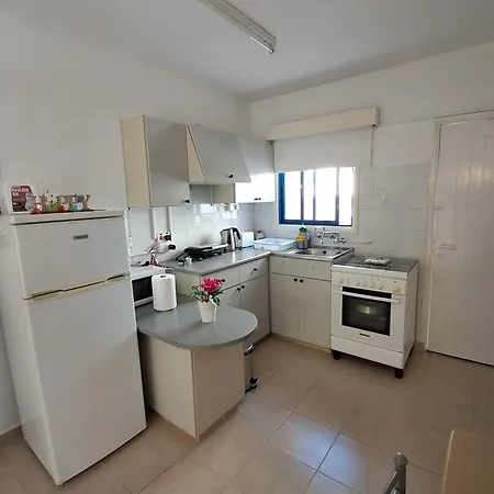 Lca2 Flat For You Apartmán *