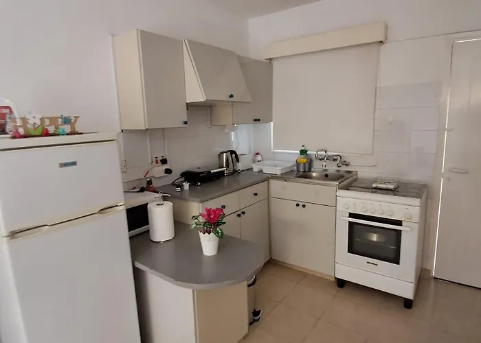 Lca2 Flat For You * Lárnaca